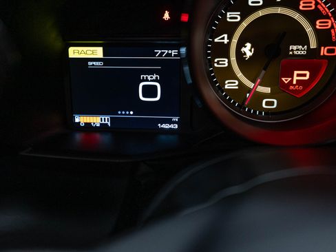 Used 2018 Ferrari 488 Spider RWD image 18