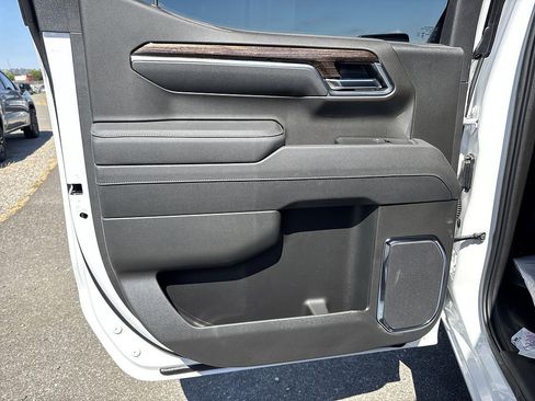 New 2026 GMC Sierra 1500 Elevation w/ X31 Off-Road Package AWD/4WD image 24