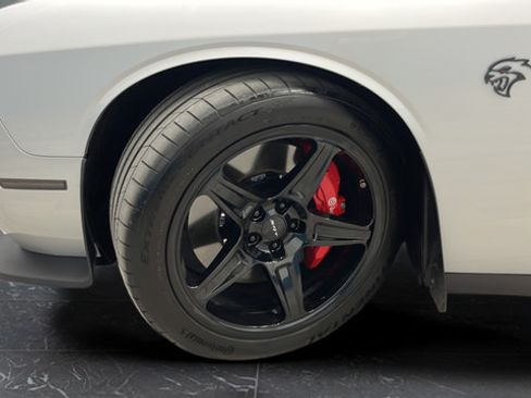 Used 2019 Dodge Challenger SRT Hellcat Redeye RWD image 30