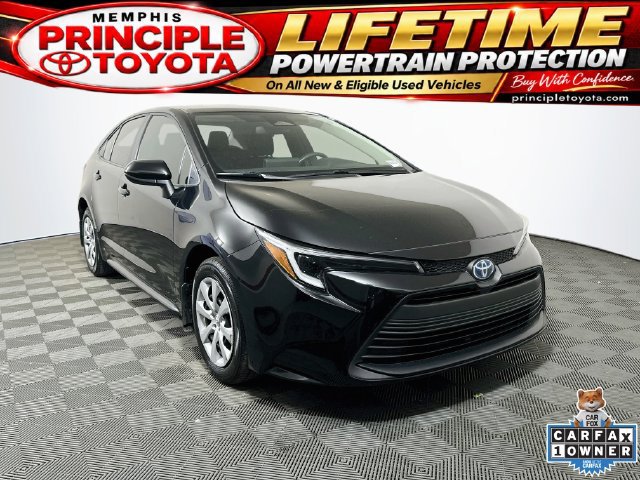 Used 2024 Toyota Corolla LE FWD image 1