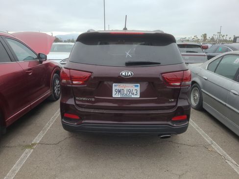 Used 2020 Kia Sorento S FWD image 4