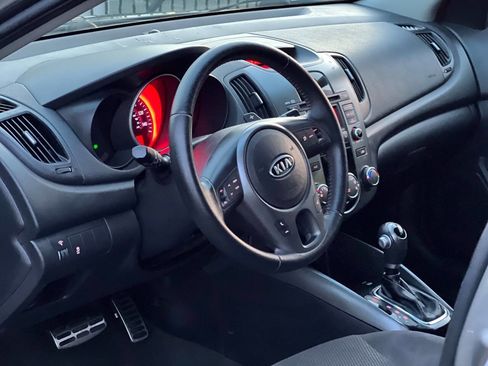 Used 2012 Kia Forte SX image 11