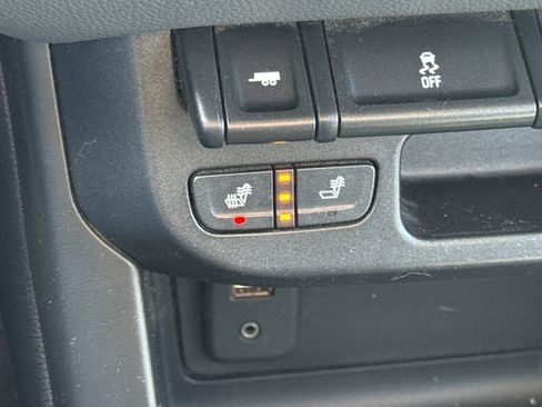 Used 2017 Chevrolet Colorado Z71 image 19