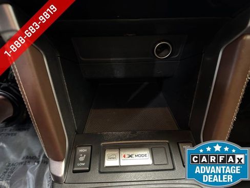Used 2017 Subaru Forester 2.5i Touring AWD/4WD image 17
