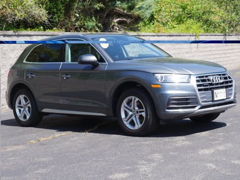 Used 2019 Audi Q5 2.0T Premium w/ Convenience Package AWD/4WD image 9