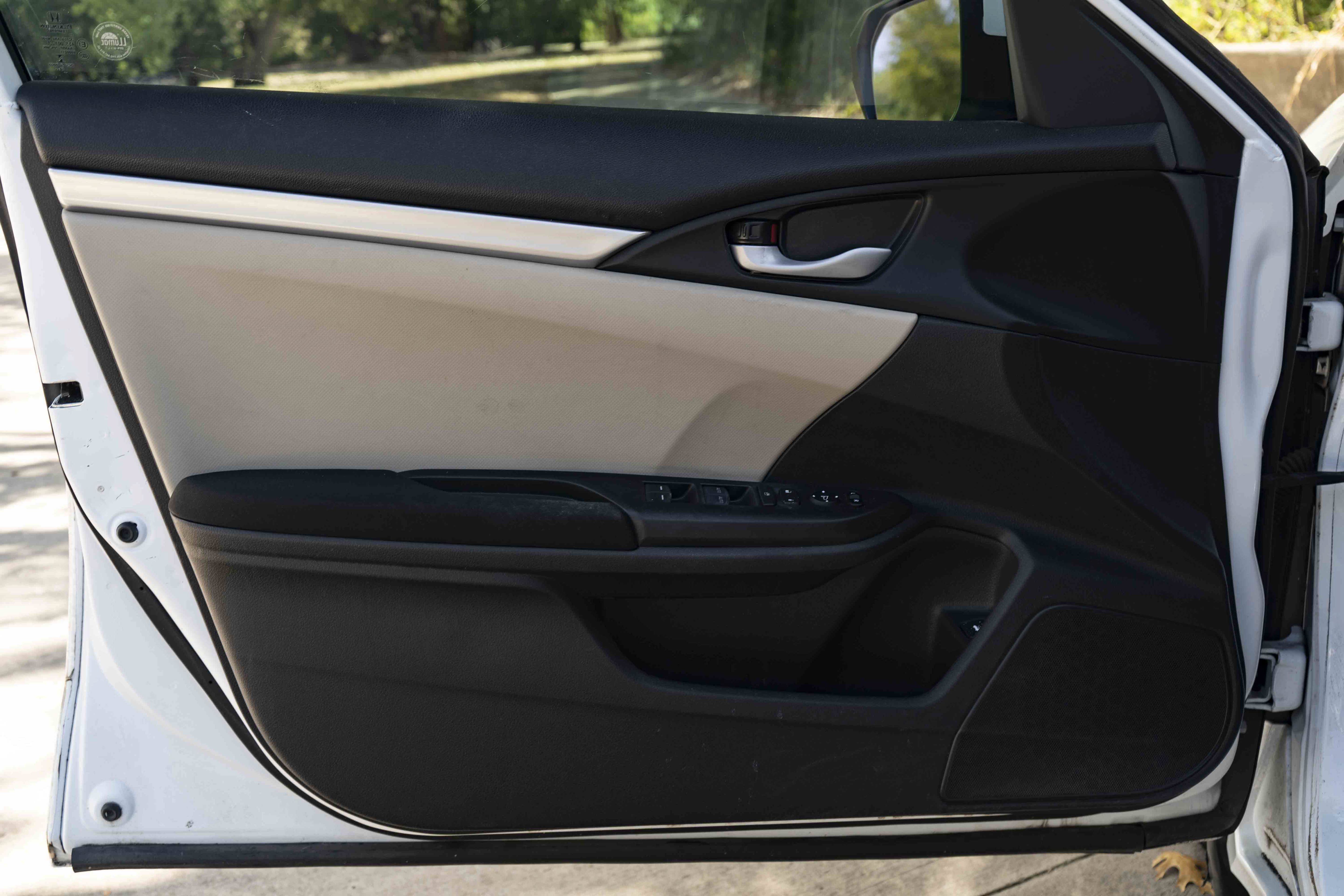 Certified 2019 Honda Civic LX image 32