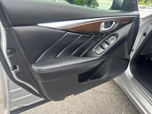Used 2015 INFINITI Q50 AWD w/ Technology Package image 17