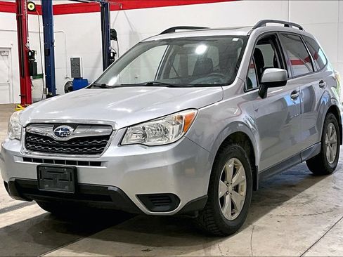 Used 2016 Subaru Forester 2.5i Premium AWD/4WD image 32