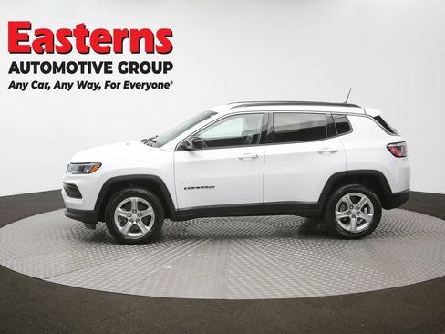 Used 2024 Jeep Compass Latitude AWD/4WD image 59