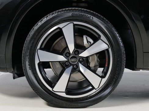 Certified 2023 Audi Q5 2.0T Premium Plus w/ Premium Plus Package AWD/4WD image 32