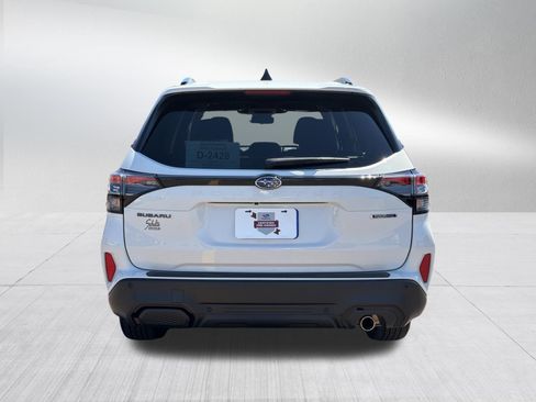 Used 2026 Subaru Forester Touring AWD/4WD image 6