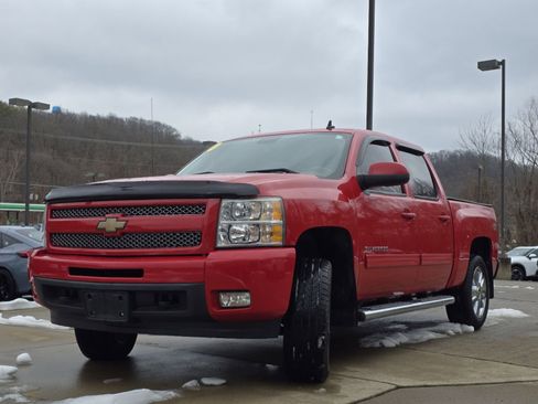 Used 2010 Chevrolet Silverado 1500 LTZ w/ Suspension Package, Off-Road image 9