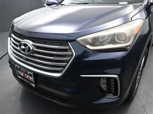 Used 2018 Hyundai Santa Fe Limited image 18