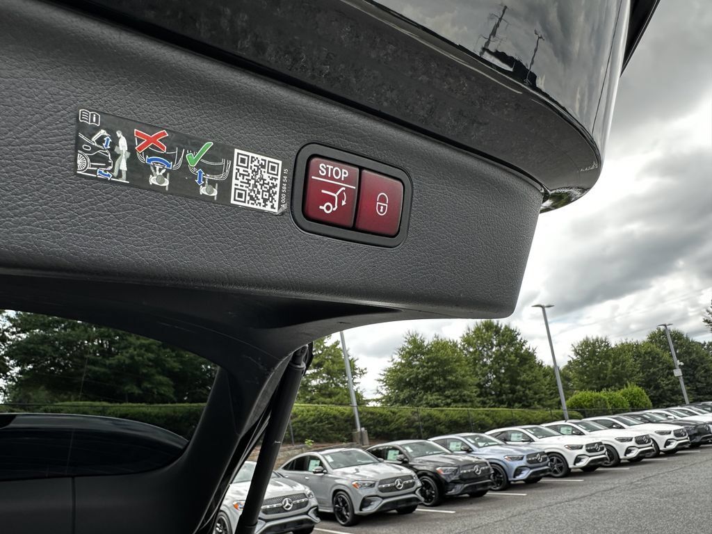 Certified 2023 Mercedes-Benz EQS 580 4MATIC SUV image 22