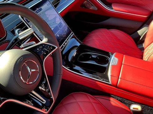 New 2026 Mercedes-Benz S 580 4MATIC Sedan image 8