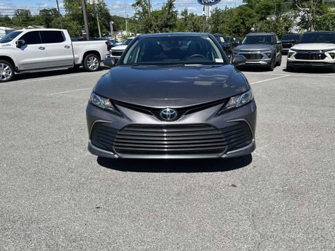 Used 2024 Toyota Camry LE w/ Convenience Package FWD image 7