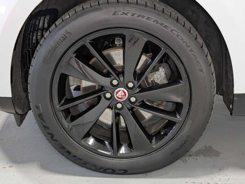 Used 2023 Jaguar F-PACE S AWD/4WD image 3