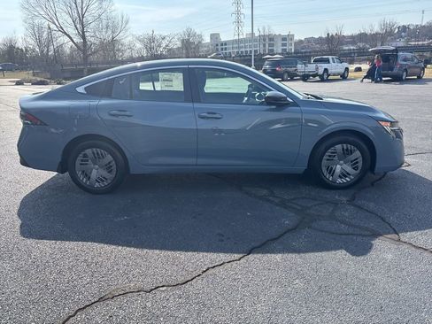 New 2026 Nissan Sentra SV w/ Floor Mat Package FWD image 4