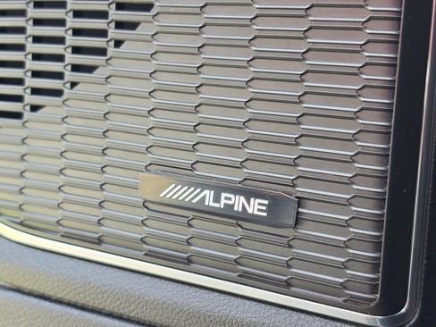 Used 2024 Jeep Grand Cherokee Overland w/ Trailer Tow Package image 13