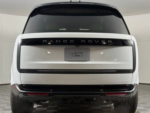 New 2025 Land Rover Range Rover Long Wheelbase SE image 7