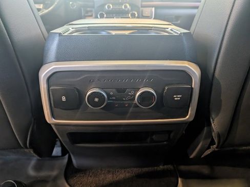 Used 2022 Ford Expedition Max Limited image 24
