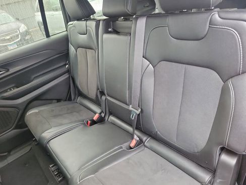 Used 2024 Jeep Grand Cherokee L Altitude image 21