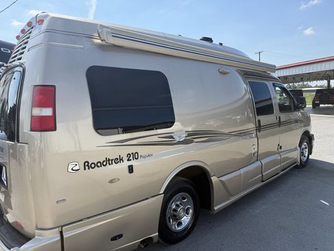 Used 2012 Chevrolet Express 3500 Extended w/ Power Package RWD image 28