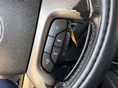 Used 2017 Chevrolet Express 3500 LT w/ LT Preferred Equipment Group RWD image 43