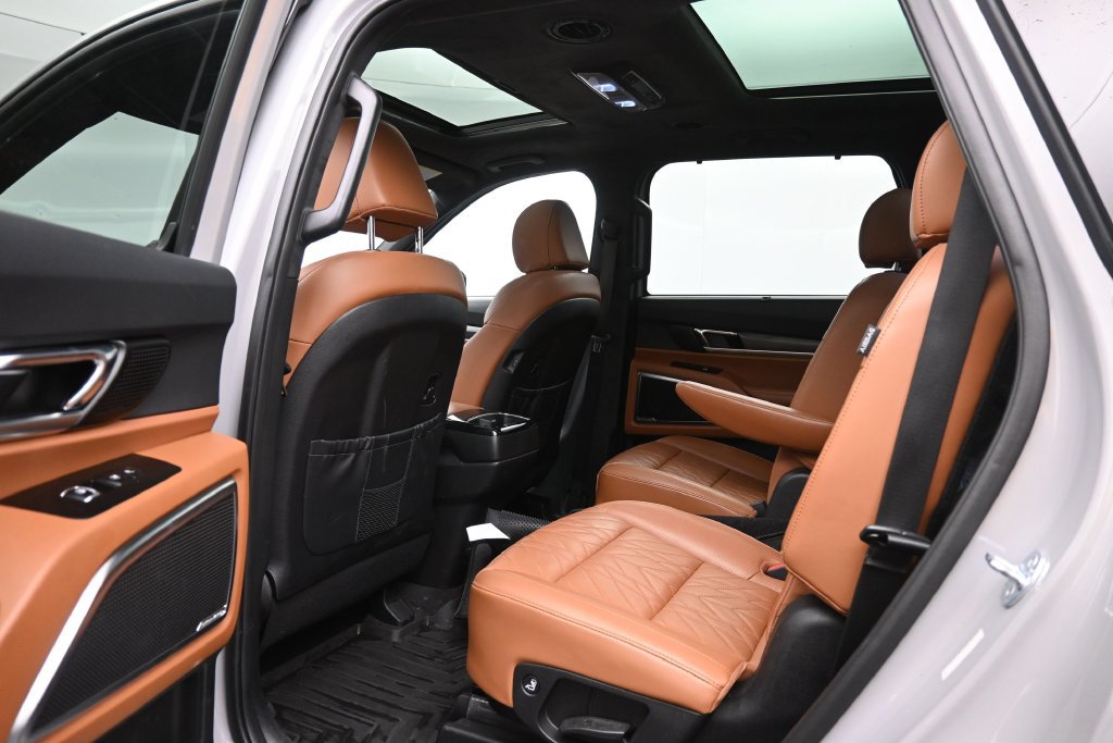 Used 2024 Kia Telluride SX Prestige X-Pro AWD/4WD image 21