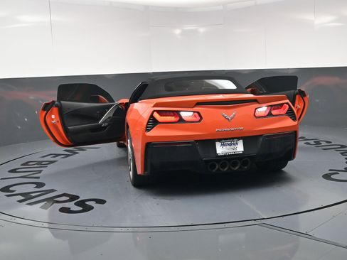 Used 2019 Chevrolet Corvette Stingray Convertible Z51 2LT image 25