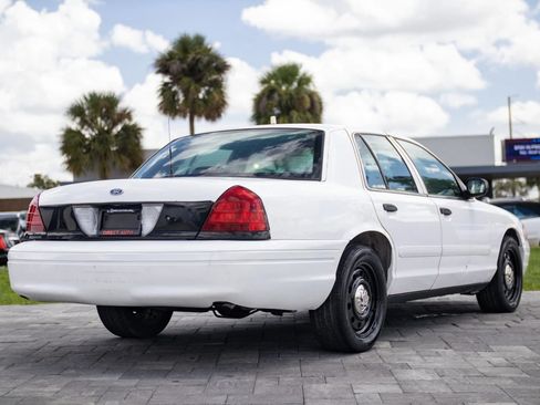 Used 2008 Ford Crown Victoria Police Interceptor RWD image 13