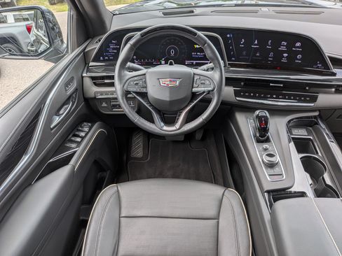 Certified 2023 Cadillac Escalade Sport w/ LPO, ONYX Package AWD/4WD image 15