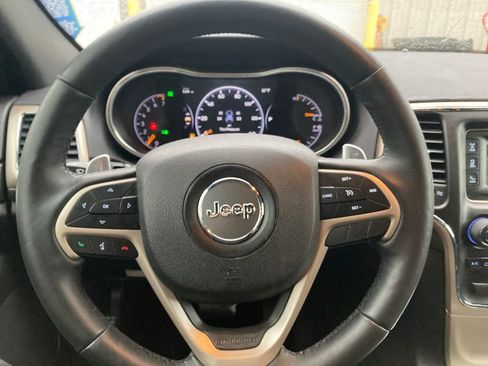 Used 2017 Jeep Grand Cherokee Laredo w/ Quick Order Package 23E image 18