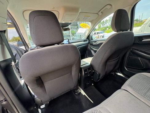 Used 2021 Ford Escape SE FWD image 20