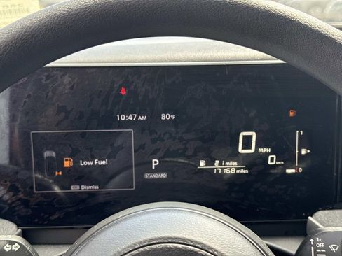 Used 2025 Nissan Kicks SV image 27