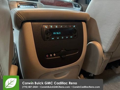 Used 2010 GMC Yukon XL SLT AWD/4WD image 36