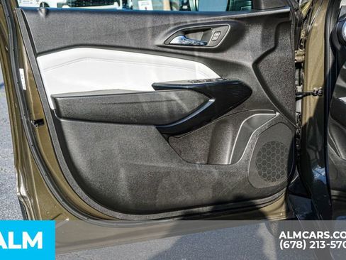 Used 2024 Chevrolet Trax LT image 46