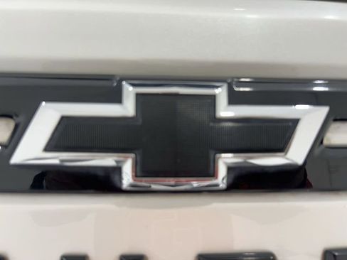 Used 2023 Chevrolet Suburban Z71 w/ Z71 Off-Road Package image 31