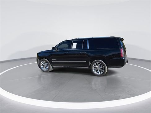 Used 2020 GMC Yukon XL Denali image 7