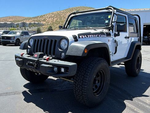 Used 2018 Jeep Wrangler Rubicon AWD/4WD image 7