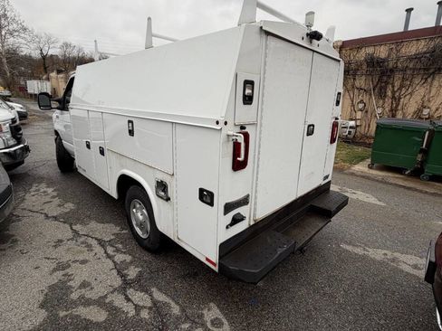 Used 2021 Ford E-350 and Econoline 350 Super Duty w/ Power Windows & Locks Group image 16