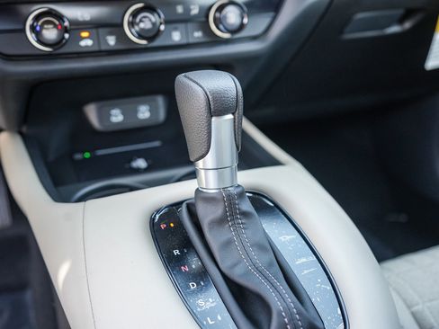 New 2027 Honda HR-V LX image 17