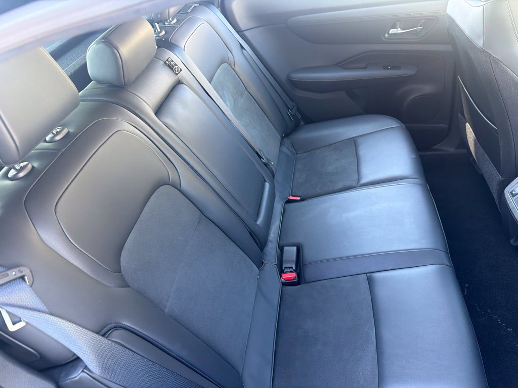 Used 2024 Nissan Ariya FWD image 12