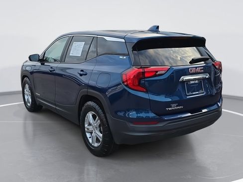 Used 2021 GMC Terrain SLE w/ LPO, Floor Liner Package image 5