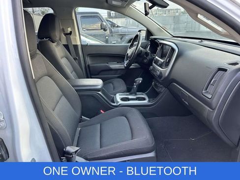 Used 2022 Chevrolet Colorado LT w/ LT Convenience Package RWD image 2