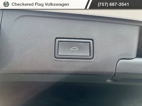 Used 2023 Volkswagen Atlas Cross Sport SEL R-Line AWD/4WD image 14