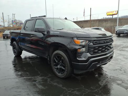 Certified 2022 Chevrolet Silverado 1500 Custom image 5