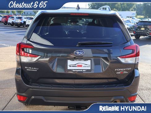 Used 2019 Subaru Forester Premium w/ All-Weather Package AWD/4WD image 5