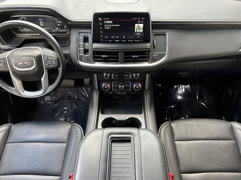 Used 2024 GMC Yukon SLT image 14