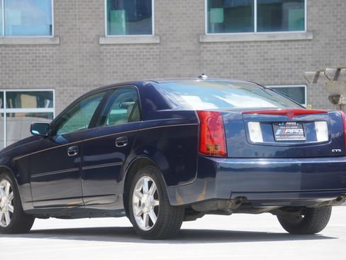 Used 2004 Cadillac CTS 3.6 w/ Preferred Equipment Group RWD image 10